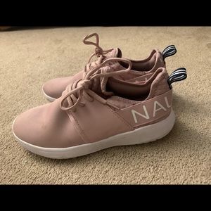 pink nautica shoes